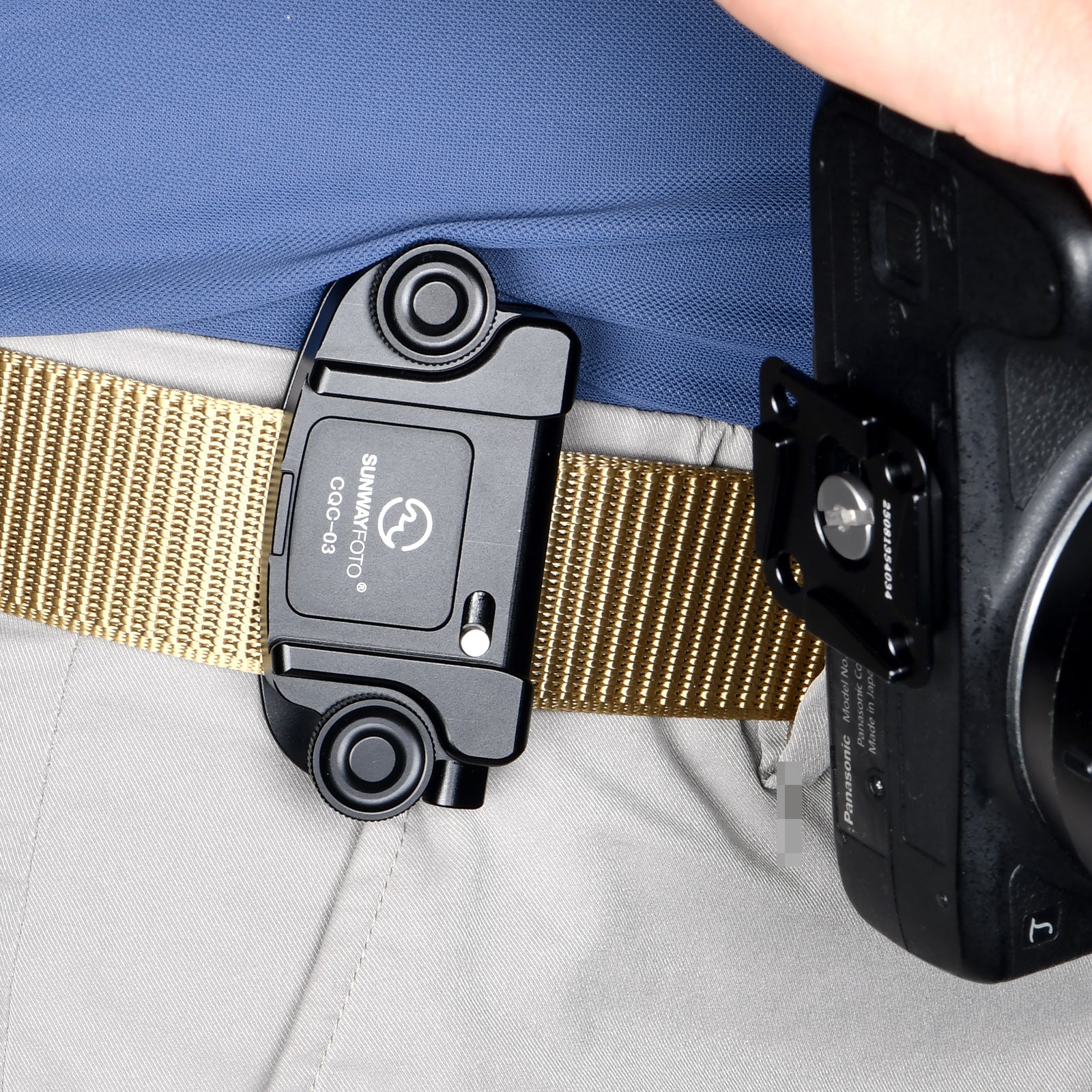 Sunwayfoto CQC-03 Camera Capture Clip System with Arca Swiss Plate with 1/4" Screws